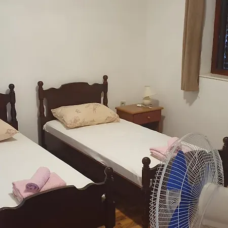 Malac Apartment Baselovici