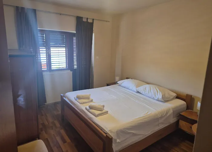 Malac 아파트 Baselovici